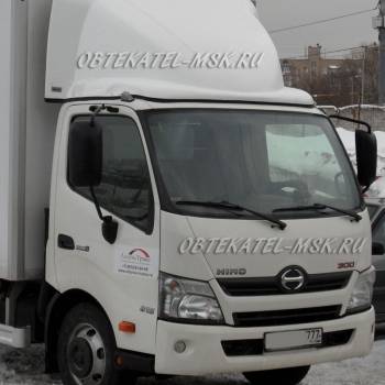 Обтекатель (спойлер) на Хино 300 евро 4 (Hino 300)