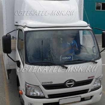 Обтекатель (спойлер) на Хино 300 евро 4 (Hino 300)