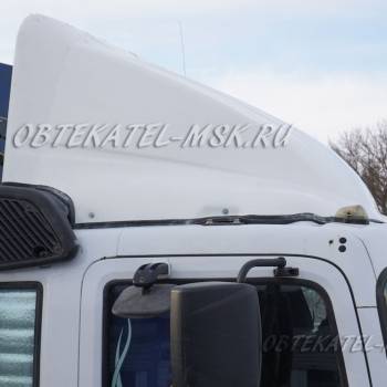 Обтекатель (спойлер) на Hyundai HD 500