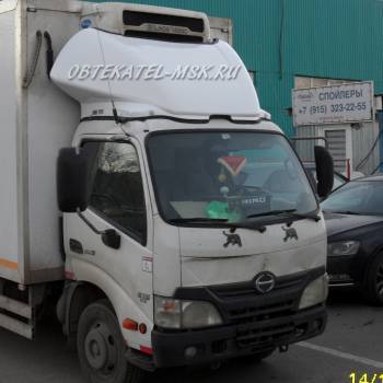 Обтекатель (спойлер) на Хино 300 Hino 300 узкая кабина