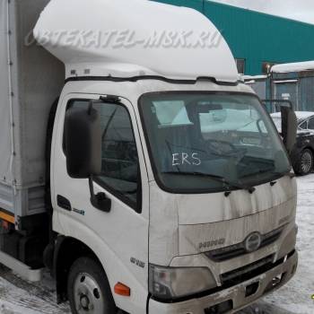 Обтекатель (спойлер) на Хино 300 Hino 300