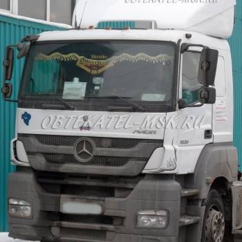 Обтекатель (спойлер) на Mercedes Axor