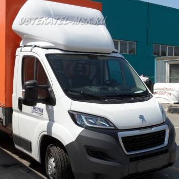 Обтекатель (спойлер) на Пежо Боксер (Peugeot Boxer) 2,2-2,3м