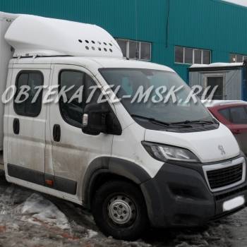Обтекатель (спойлер) на Пежо Боксер (Peugeot Boxer) дубль кабина